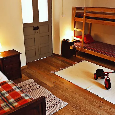 Casa Ana Monteiro *
